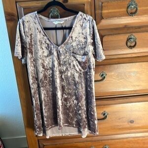Spring And Mercer Mauve Velvety Top, Size Large, NWOT!